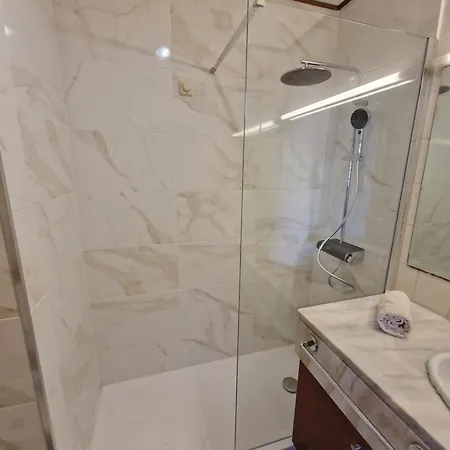 Sunshine Lido Фуншал